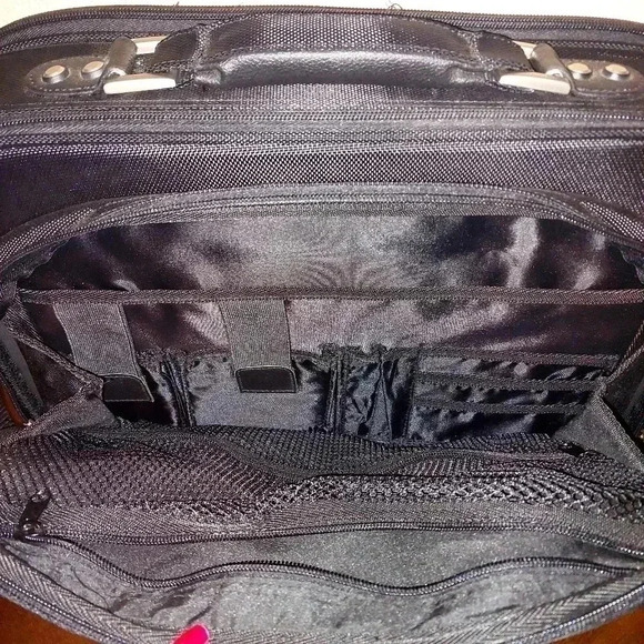 Dell Deluxe Professional Laptop Shoulder & Handle Carry Bag w/Briefcase Pockets - Picture 7 of 11